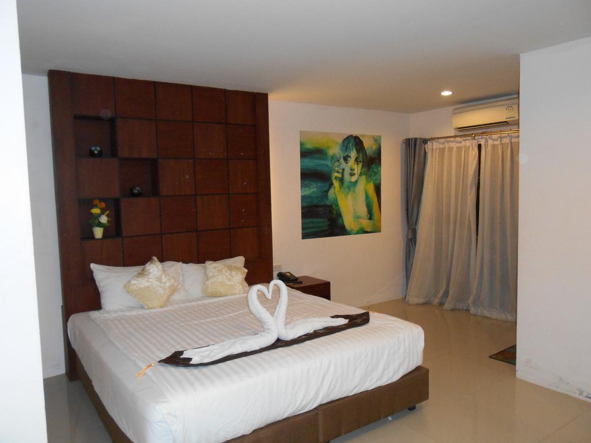 7 Sky Residency Patong Exterior foto