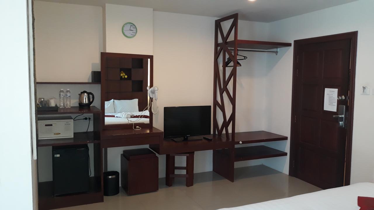 7 Sky Residency Patong Exterior foto