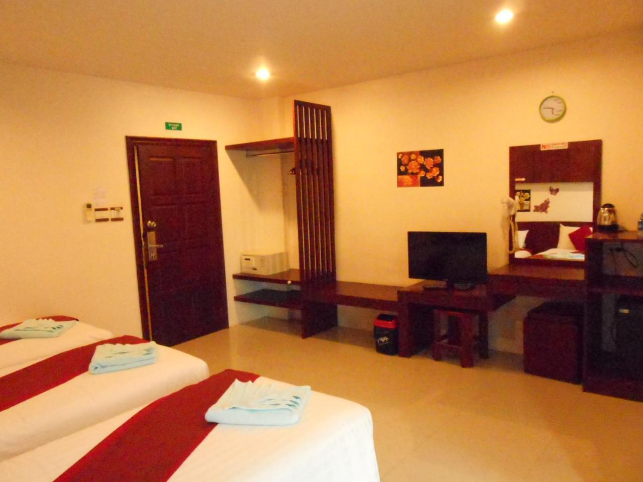 7 Sky Residency Patong Exterior foto