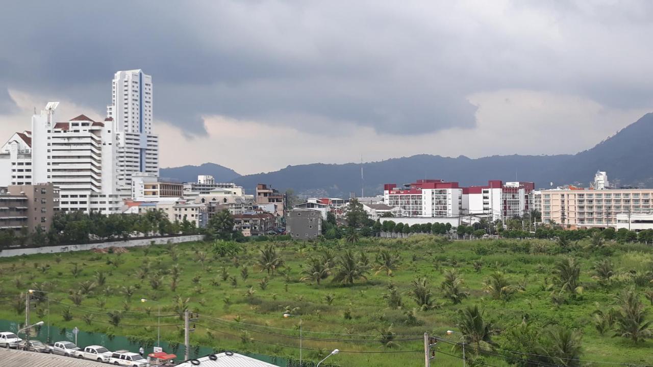 7 Sky Residency Patong Exterior foto