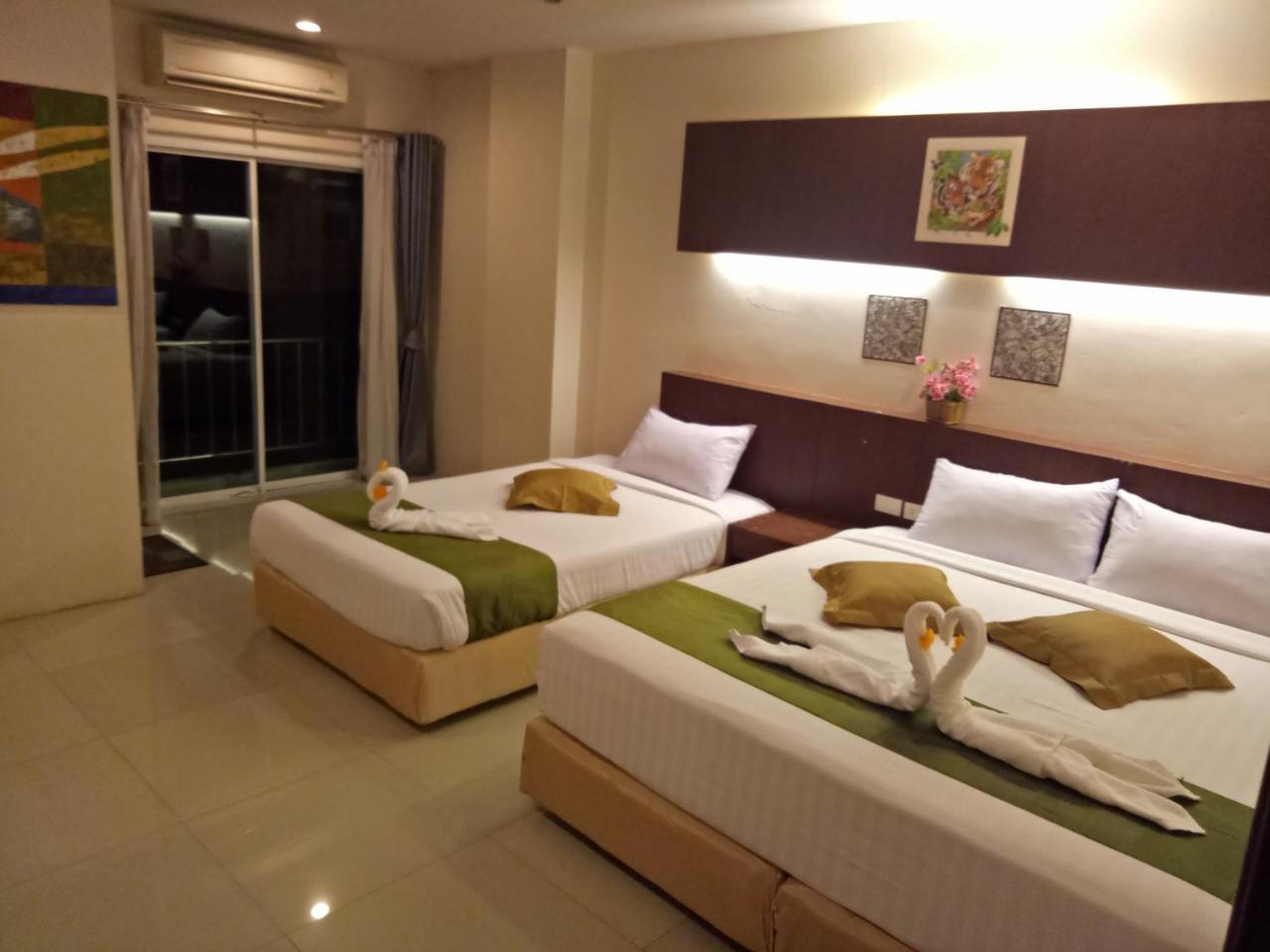 7 Sky Residency Patong Exterior foto